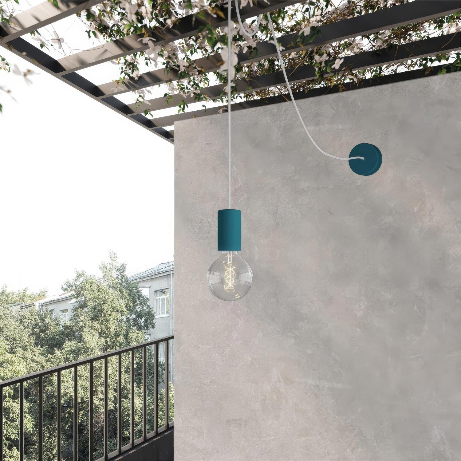 EIVA ELEGANT Outdoor pendant lamp with 16,4ft textile cable, decentralizer, ceiling canopy and socket for wet locations