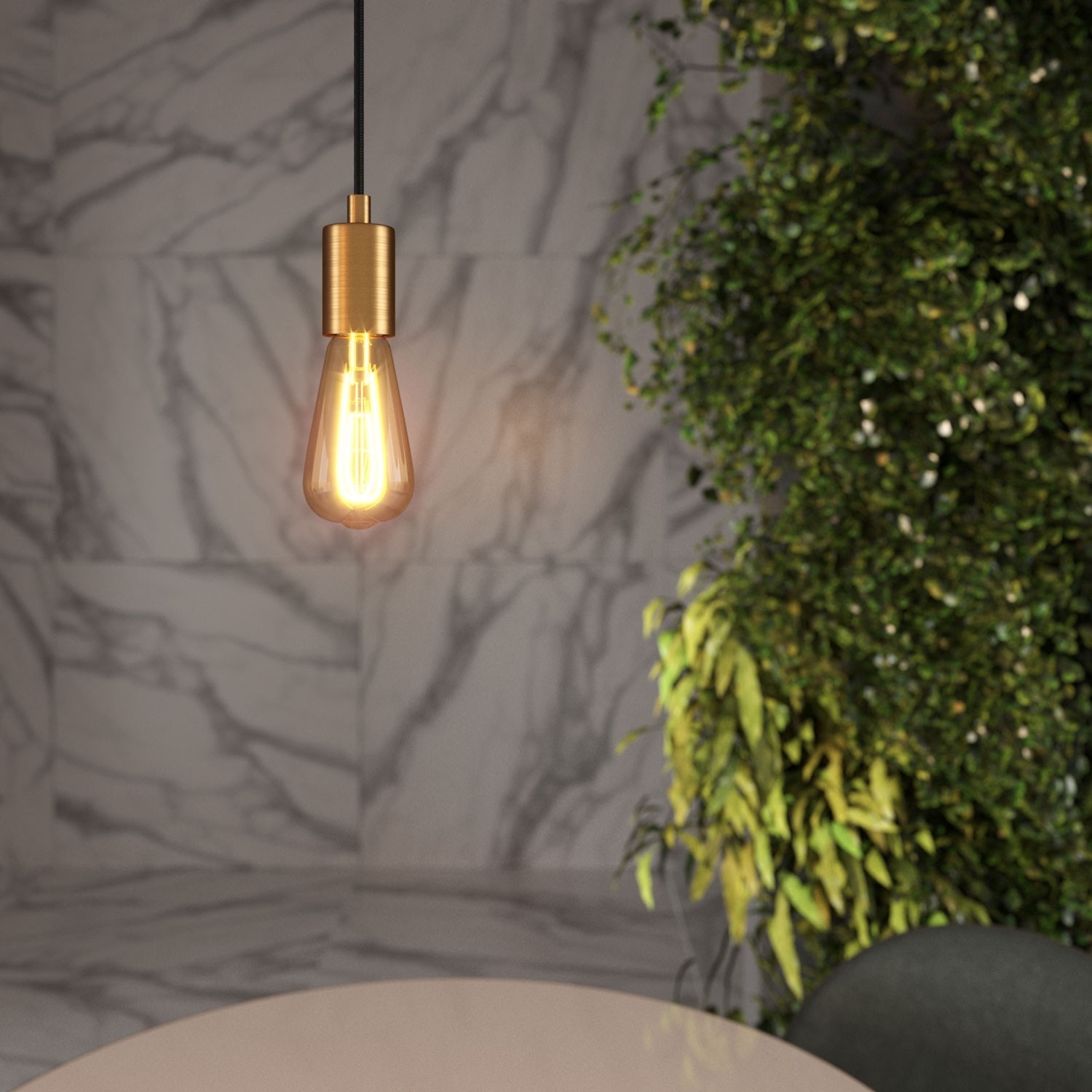 Pendant lamp with textile cable and satin metal details