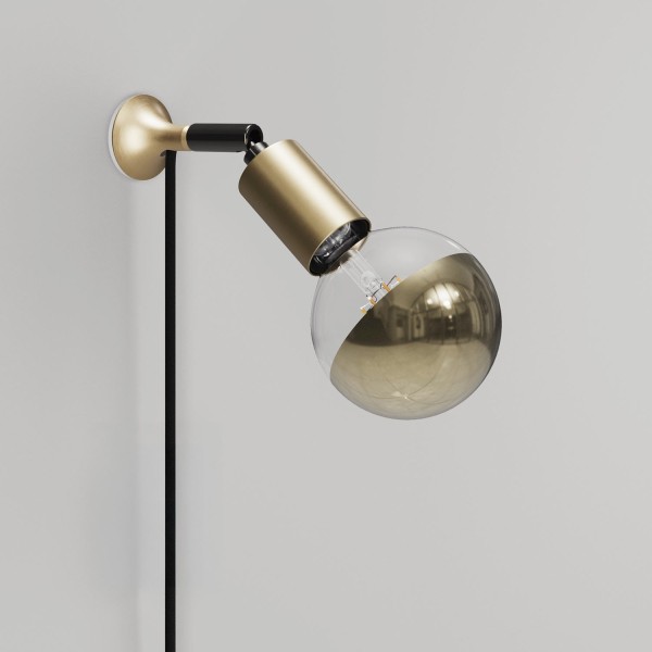 MAG-Y wall lamp with joint and metal dome bulb